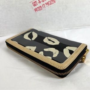 Marc by Marc Jacobs Kisses Leather Wallet